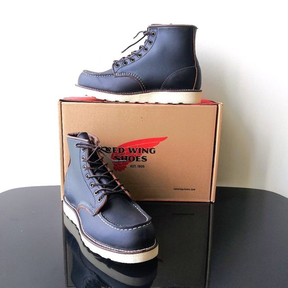 Red Wing Heritage Men's 6-inch Classic Moc in Black Made in USA - Picture 3 of 13